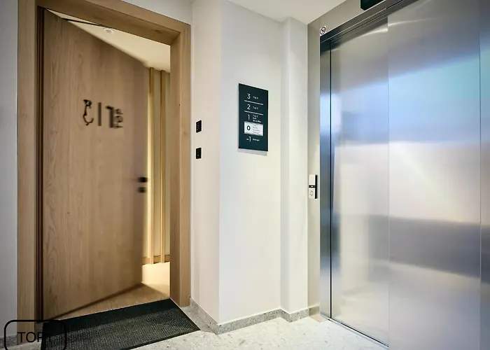 Haus Am Lift - Top1 - Summercard Included - Ski-in Ski-out - 4p Apartment Zell am See